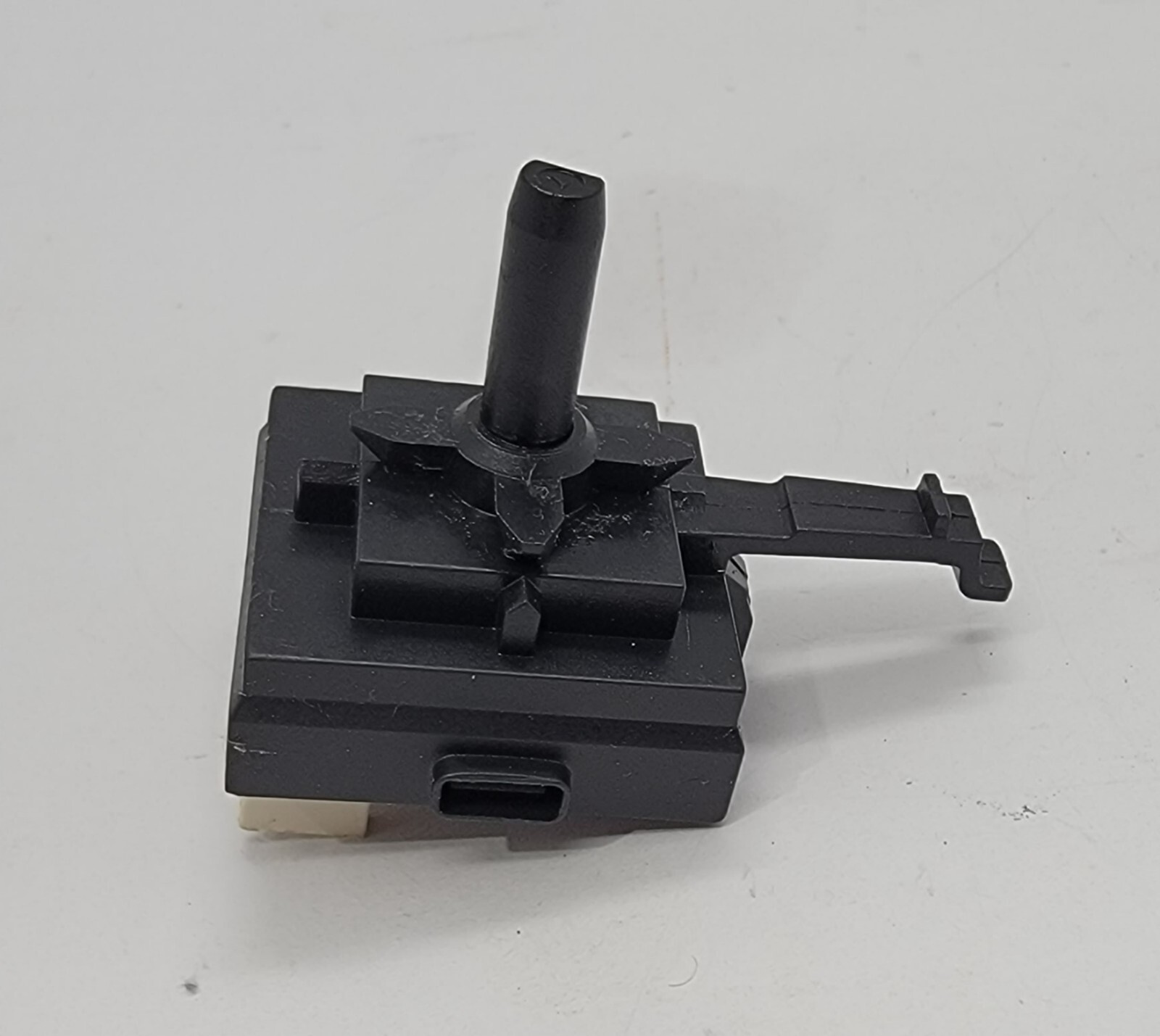 Genuine Refrigerator Kenmore Selector Swtich Part#W10285512