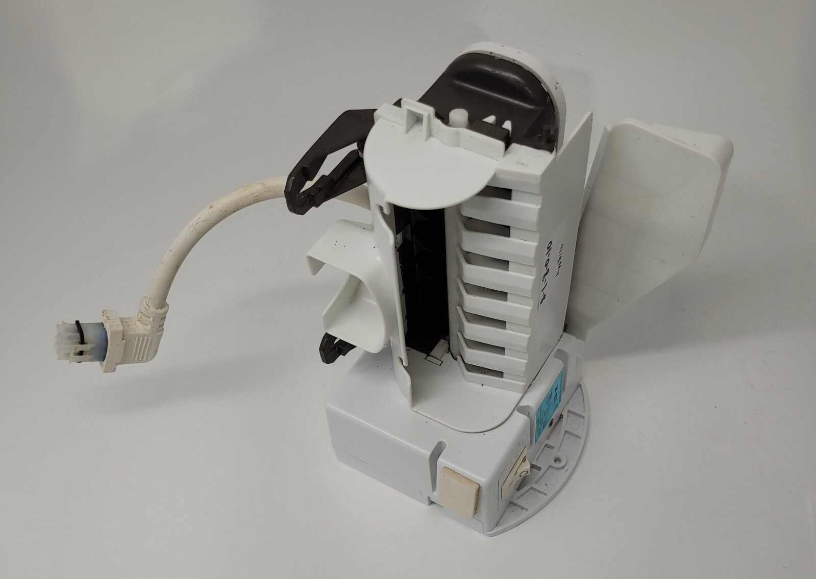 Genuine Refrigerator GE Ice Maker Part#200D1181G062