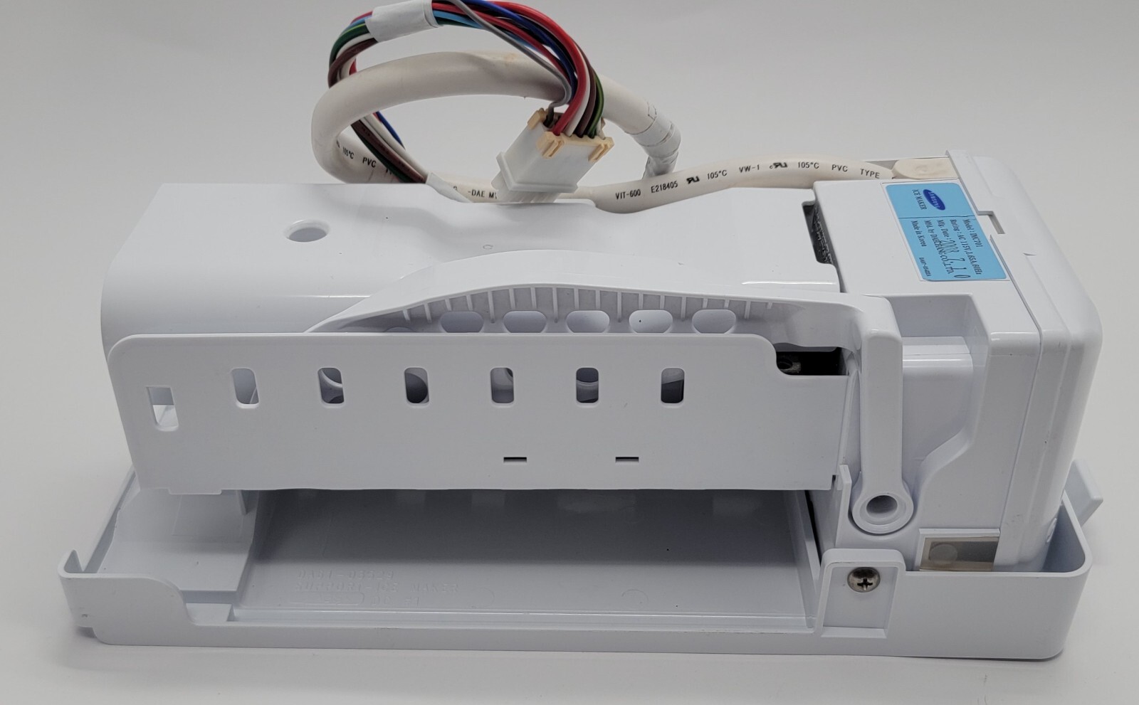 Genuine Refrigerator GE Ice Maker Part#DA97-05422A