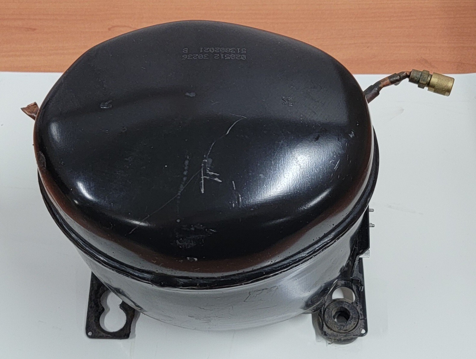 Genuine Refrigerator Whirlpool Compressor Part#513802021 VEGZ7H