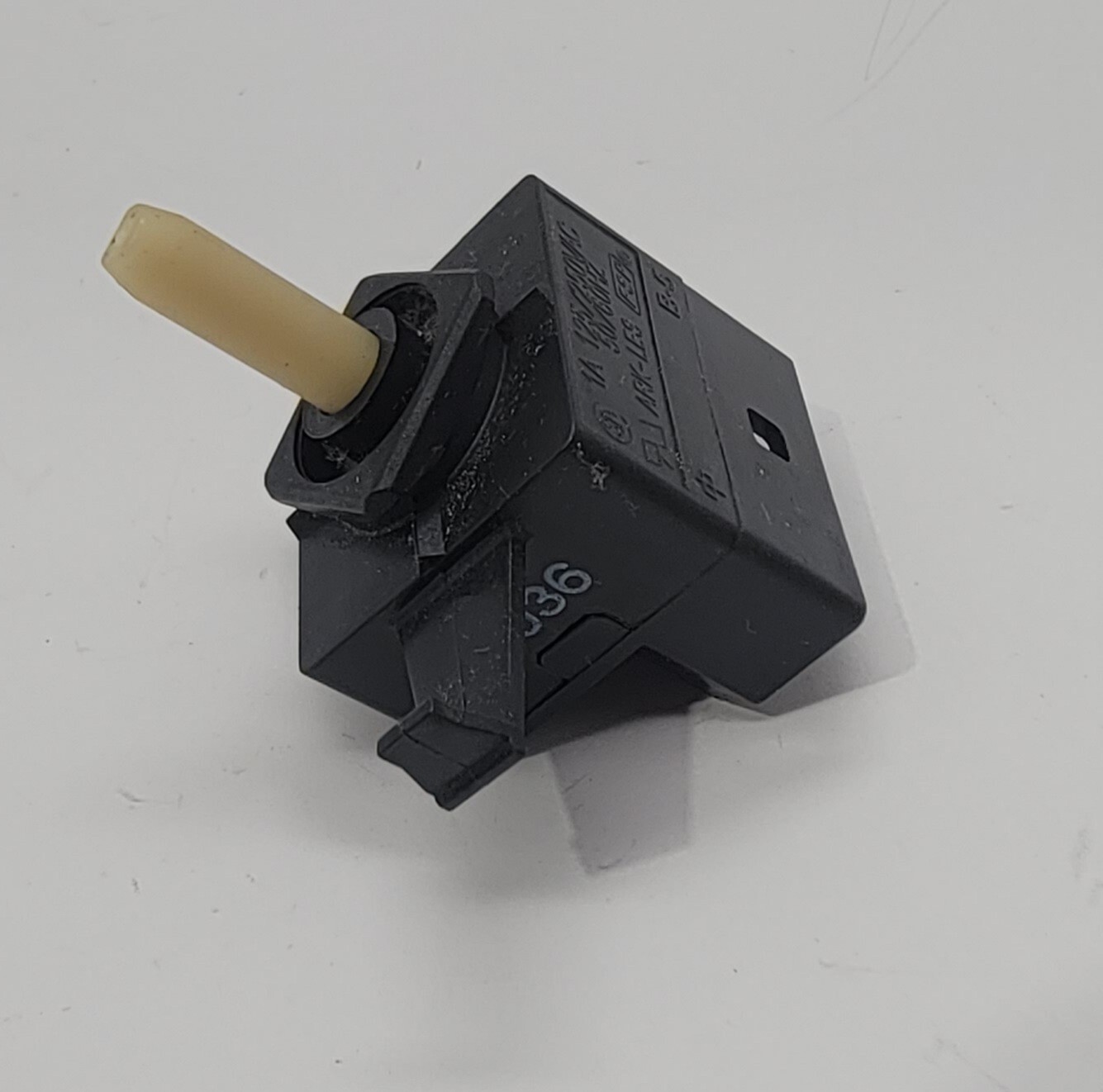 Genuine Dryer Kenmore Temperature Switch Part#3399639