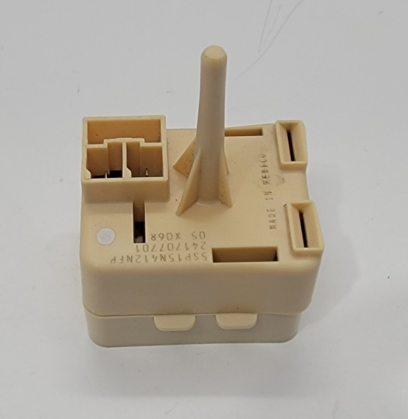 Genuine Refrigerator Frigidaire Start Relay Part#241707701