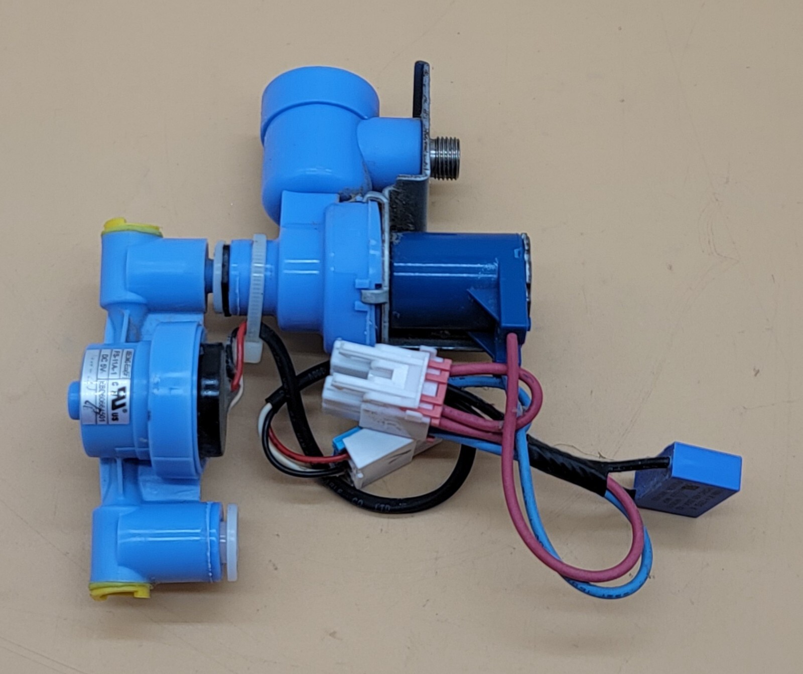 Genuine Refrigerator Kenmore Water Inlet Valve Part#EBD60664501