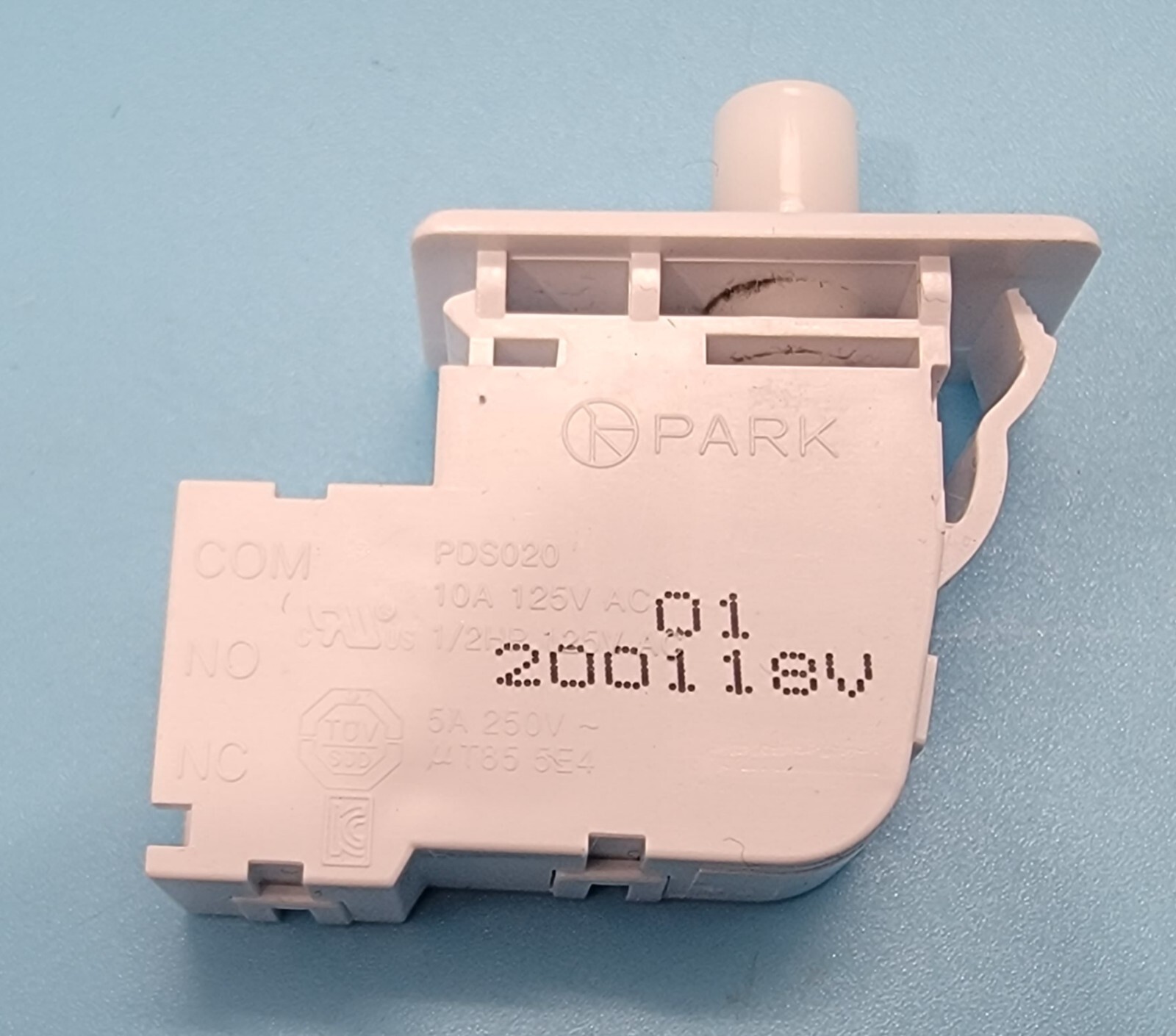 Genuine Dryer Samsung Door Switch Part#PDS020