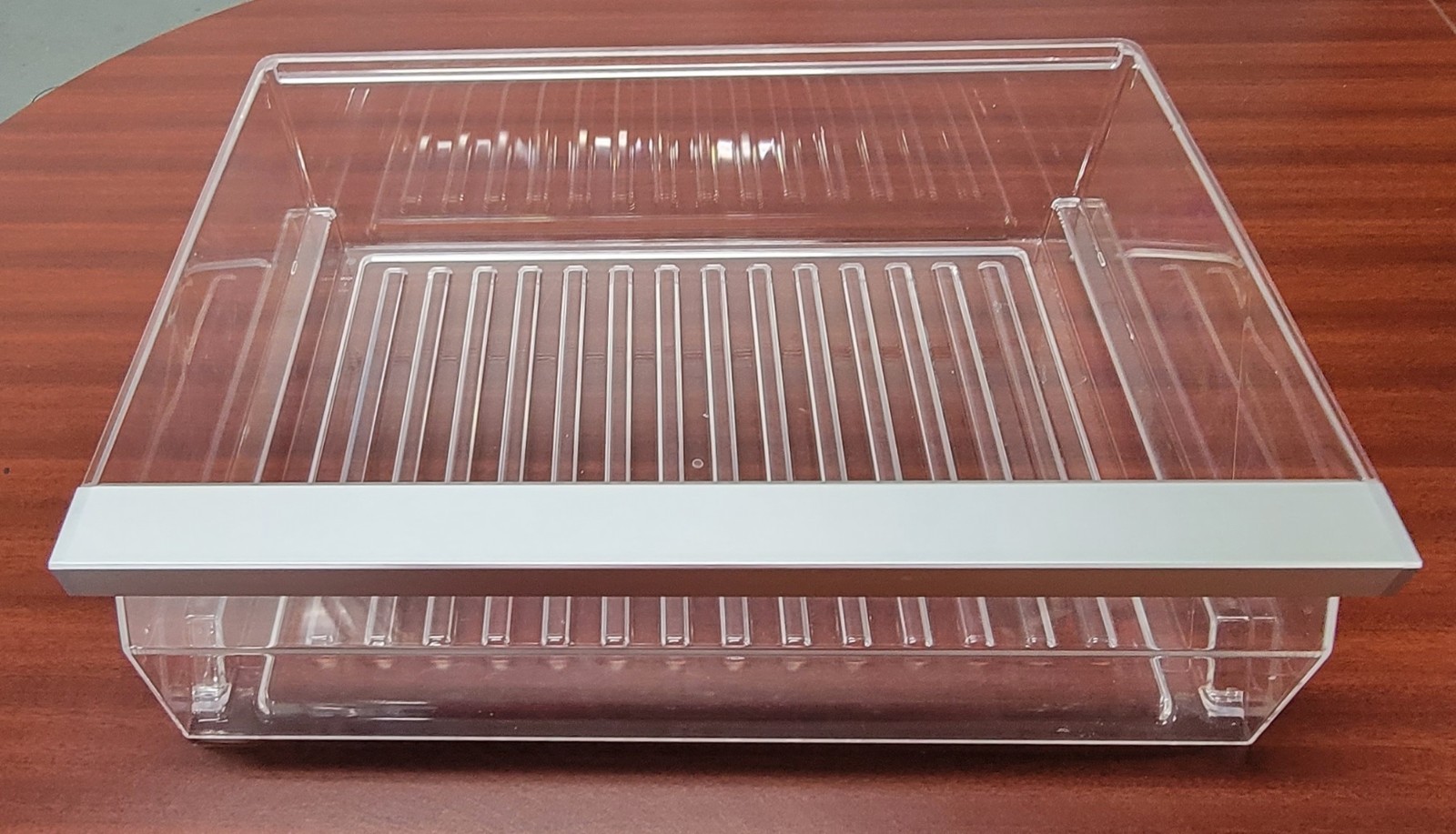Genuine Refrigerator Thermador Crisper Drawer Part#20001808