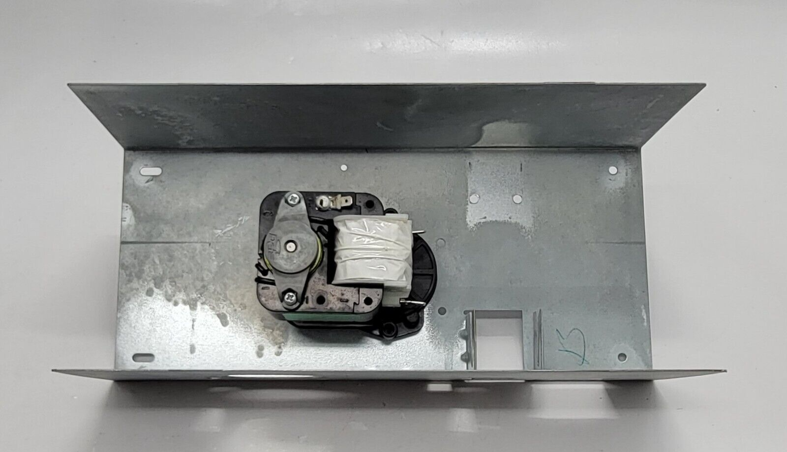 Genuine Refrigerator Kenmore Auger Motor w/Bracket Part#W10884561
