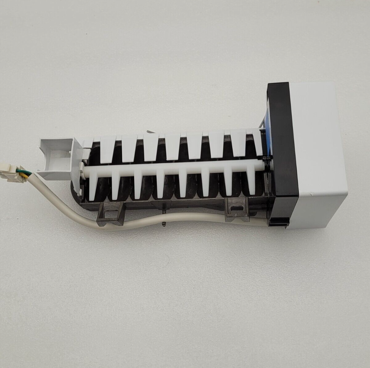 Genuine Frigidaire Electrolux Ice Bucket Assy. Part#241798201