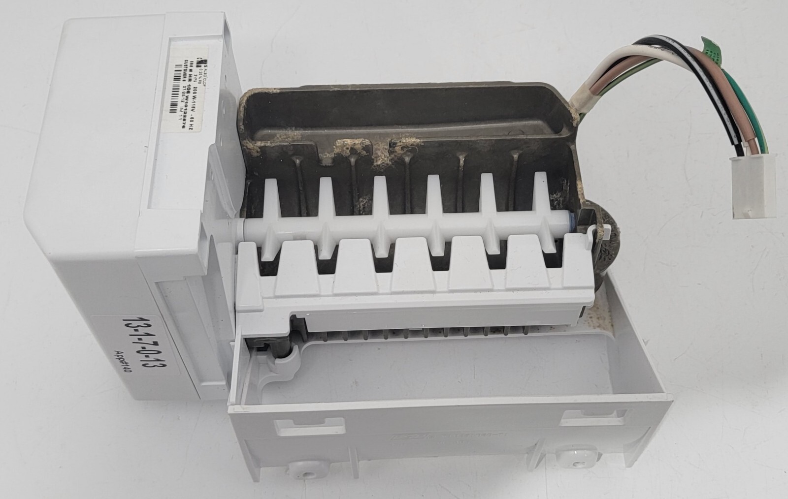Genuine Refrigerator Whirlpool Ice Maker Part#W10122576