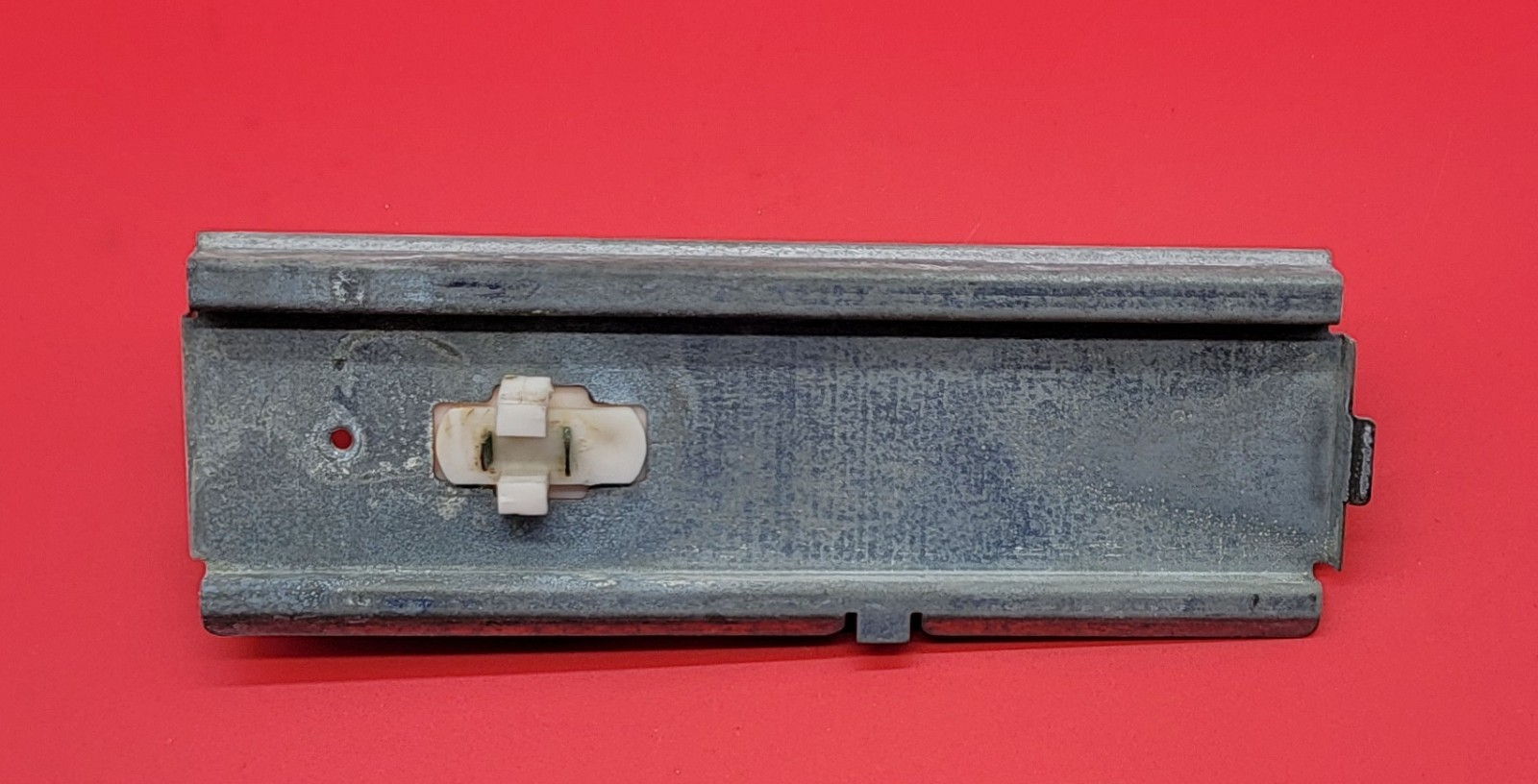 Genuine Refrigerator Kitchen Aid Bracket & Light Socket Part#1113649