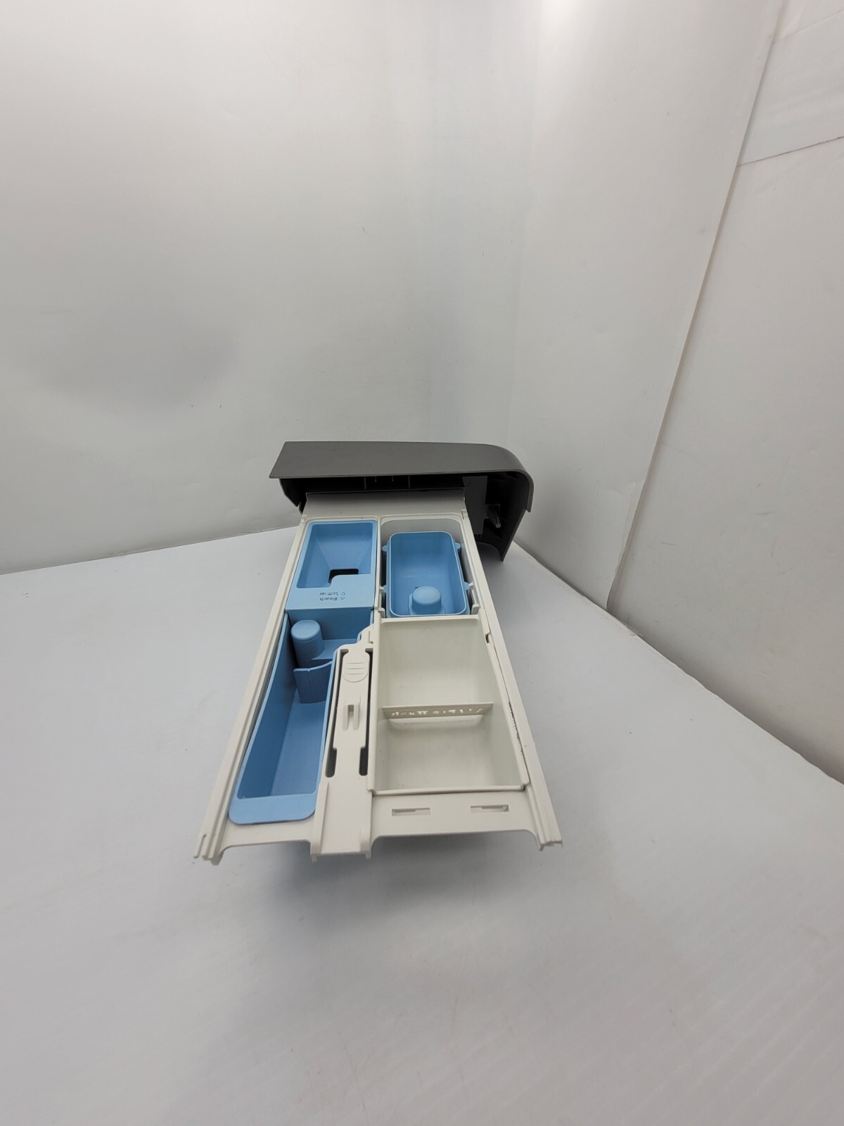 Genuine Samsung Washer Detergent Drawer Housing Assy. Part# DC61-03915A
