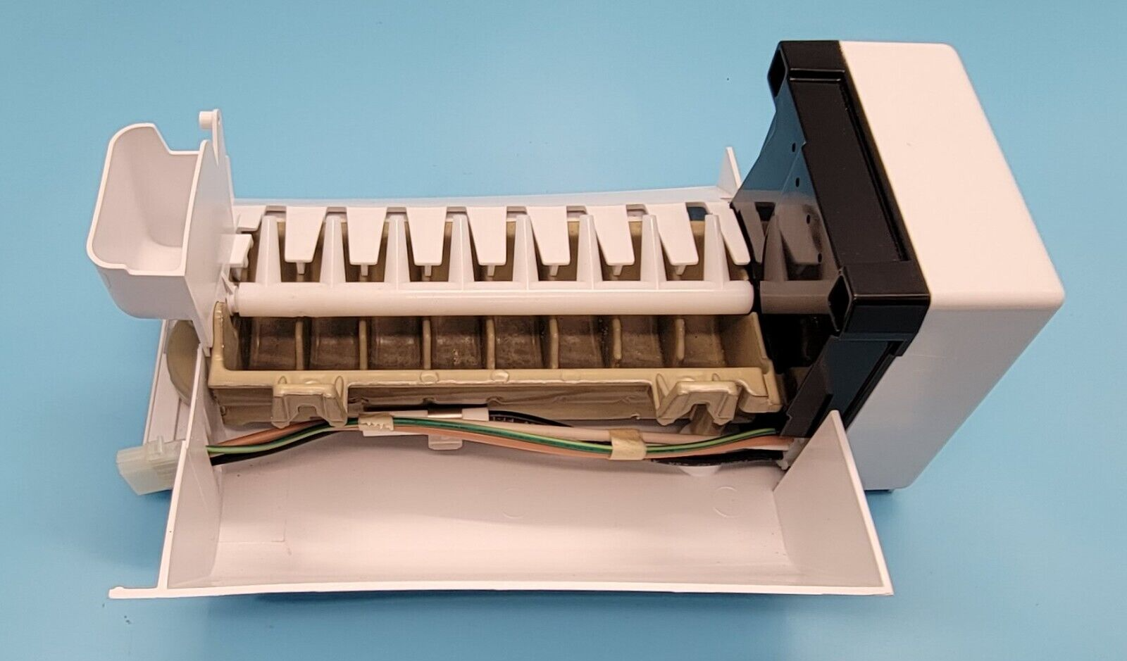 Genuine Refrigerator Whirlpool Ice Maker Part#W10190960