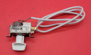 Genuine Refrigerator Frigidaire Thermostat Part#450226-08