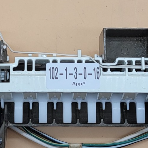 Genuine Refrigerator Whirlpool Ice Maker Part#W10498261