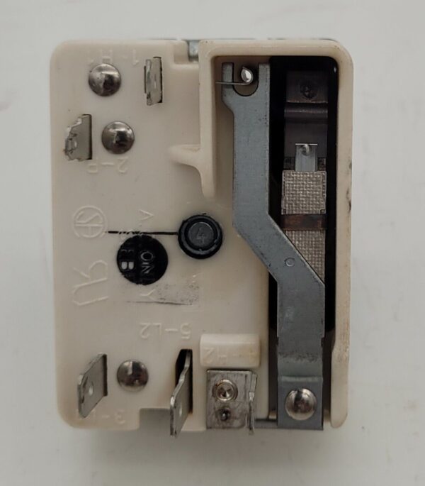 Genuine Oven GE Infinite Switch Part#164D1816P09 - Image 3