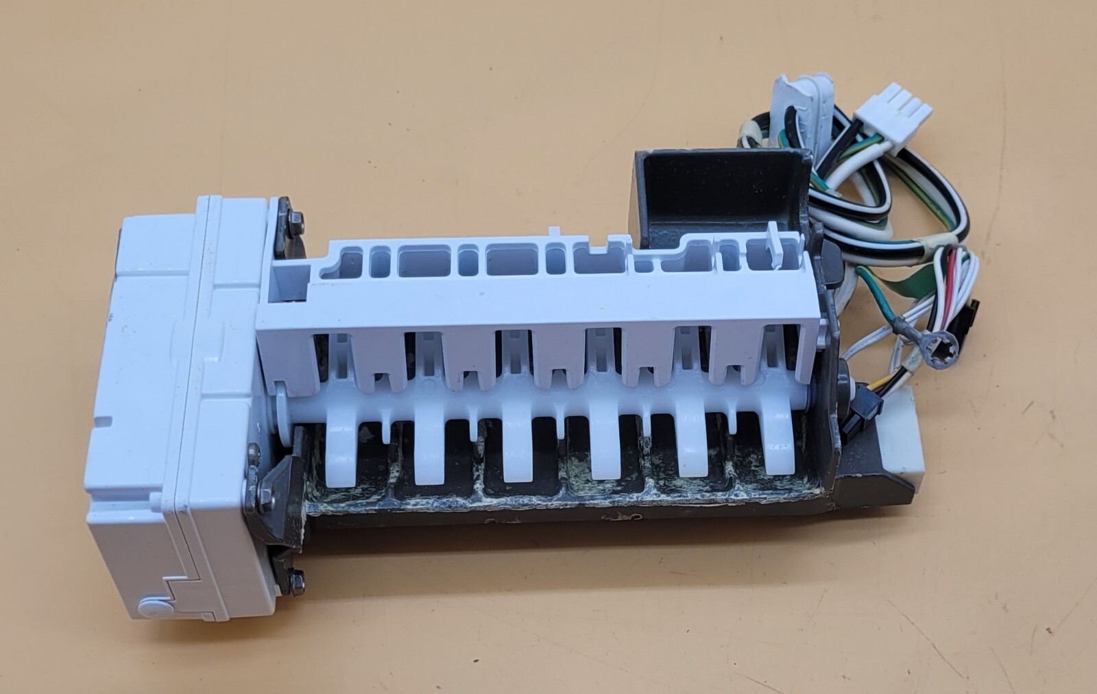 Genuine-Refrigerator-Whirlpool-Ice-Maker-PartW10764668-405688880962 Genuine Refrigerator Whirlpool Ice Maker PartW10764668 405688880962