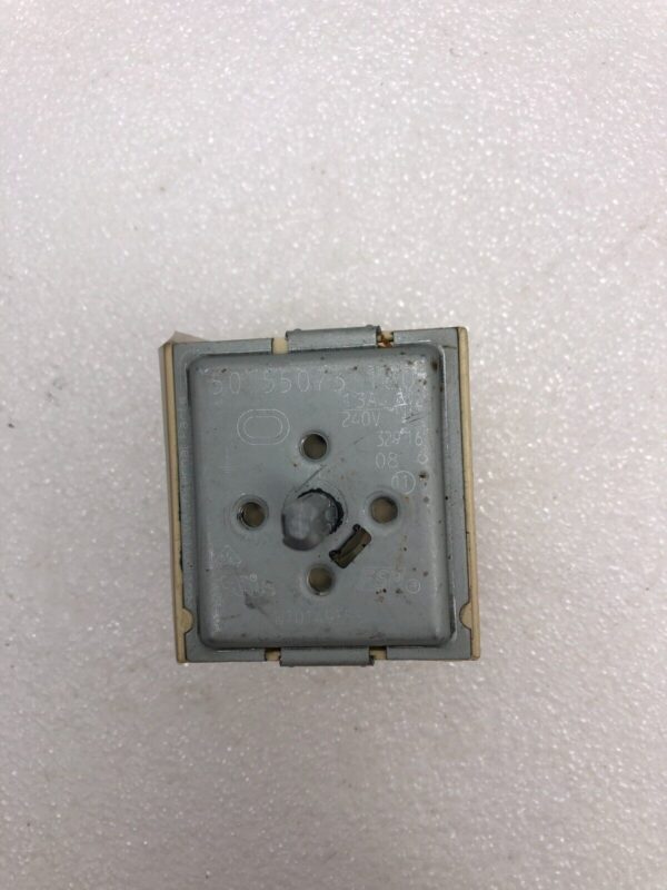 Genuine Whirlpool Range Infinite Switch Part#W10149355 - Image 3