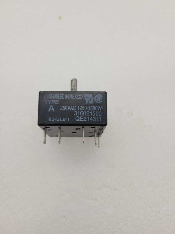 Genuine Kenmore Oven Small Surface Element Switch Part#QE215311 316021500