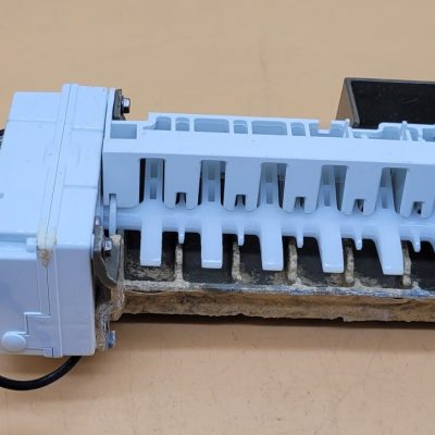 Genuine Refrigerator Whirlpool Ice Maker Part#W10498261