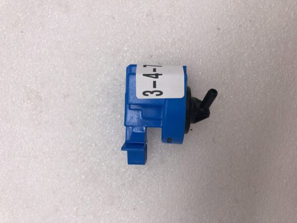 Genuine Samsung Washing Machine Water Pressure Switch Part#DC96-01703G - Image 4