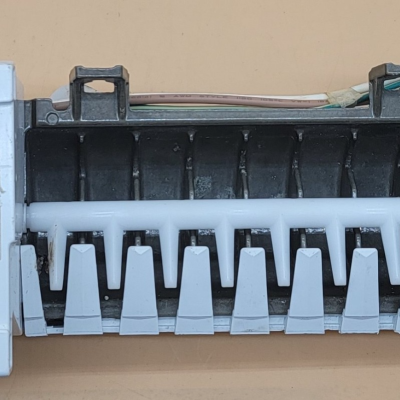 Genuine Refrigerator Whirlpool Ice Maker Part#W10190952