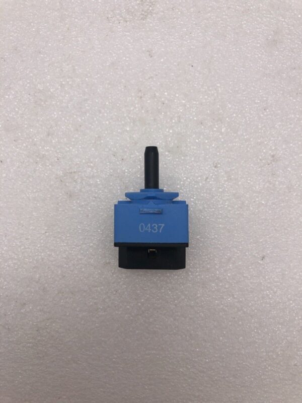 Genuine Whirlpool Washer Temperature Switch part#3405157 - Image 3