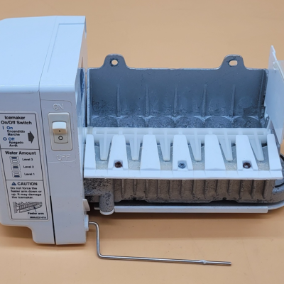 Genuine Refrigerator LG Ice Maker Part#5989JB0001A