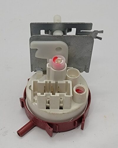 Genuine Washer GE Pressure Switch Part#175D4766P001