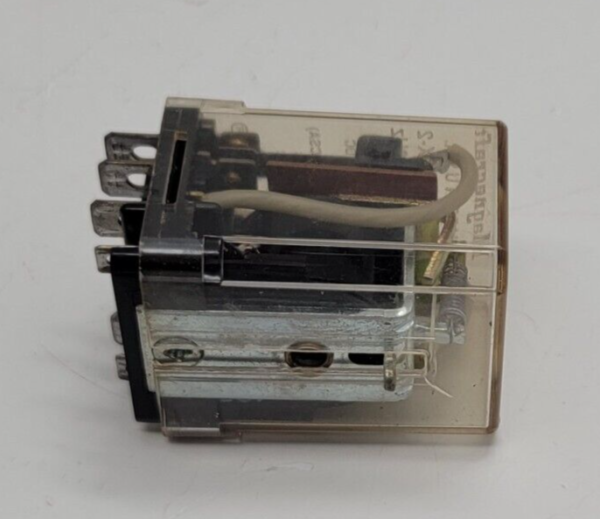 Genuine Oven Thermador Relay Part#14-37-118 - Image 3